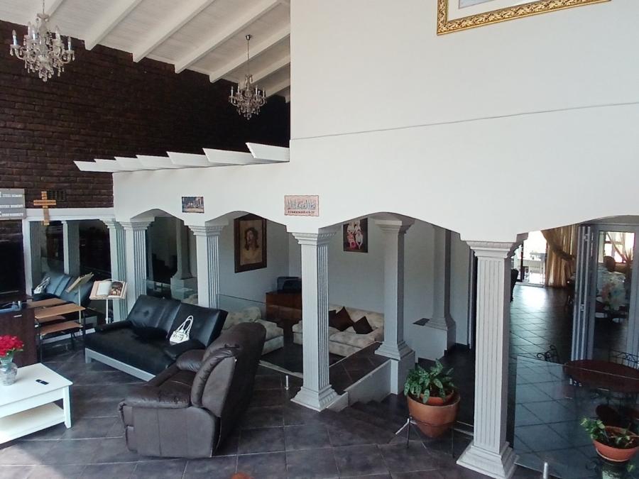 5 Bedroom Property for Sale in Fishers Hill Gauteng