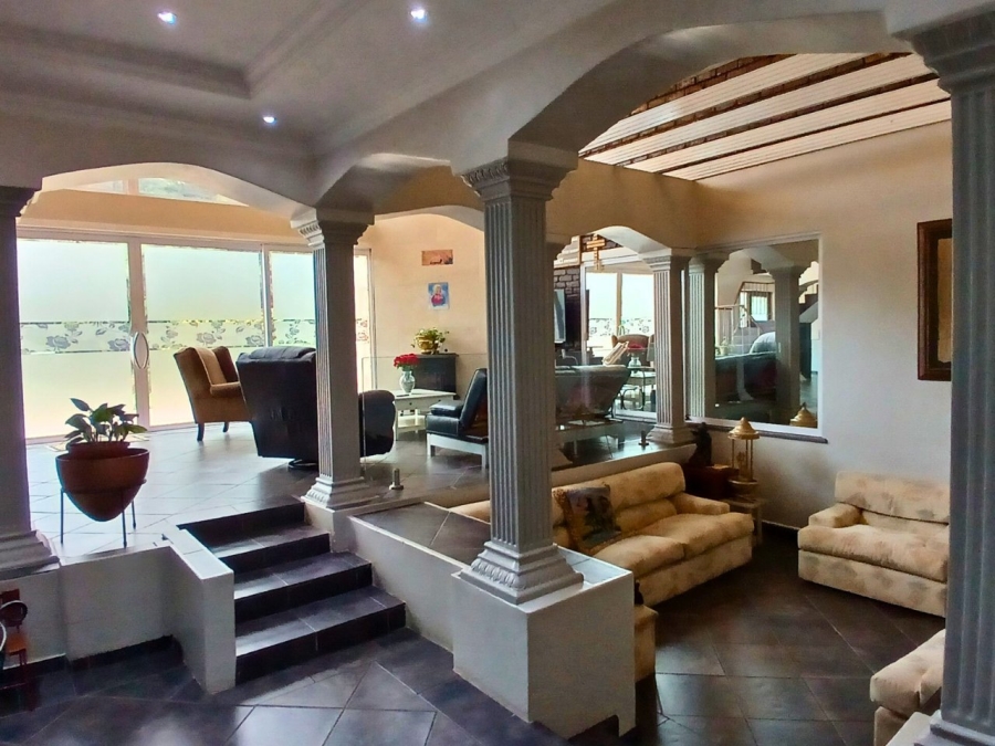 5 Bedroom Property for Sale in Fishers Hill Gauteng
