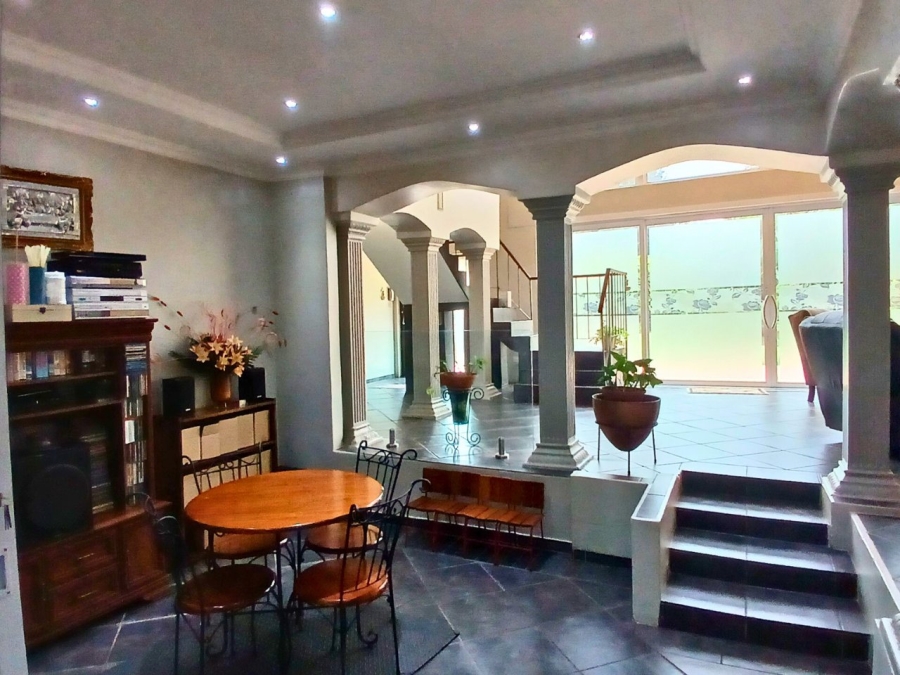5 Bedroom Property for Sale in Fishers Hill Gauteng