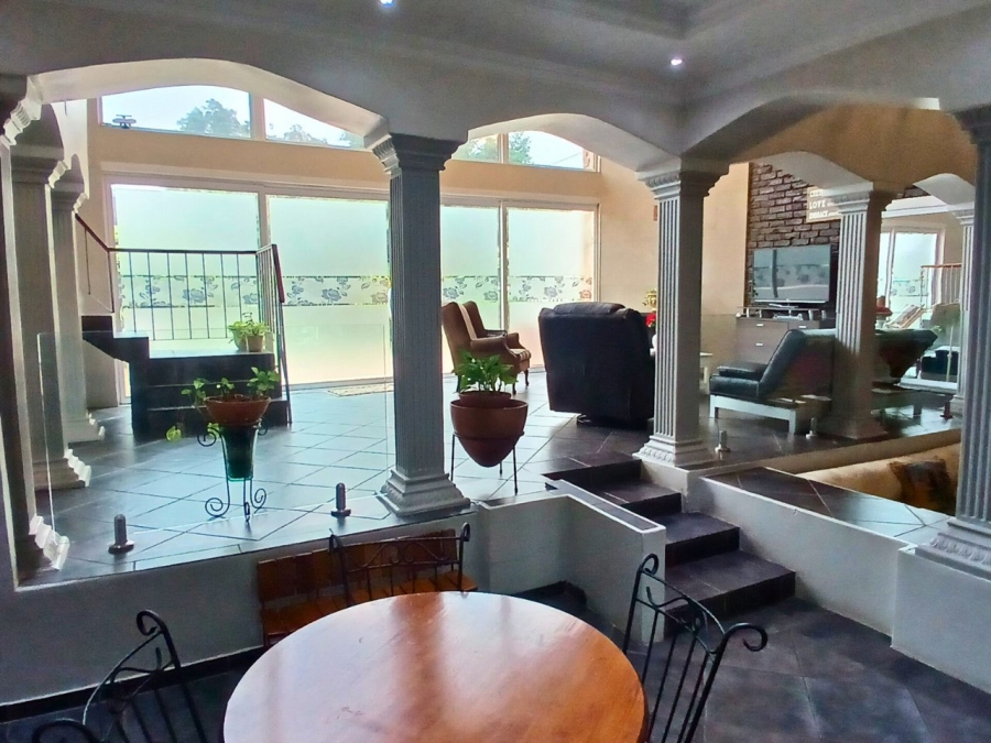 5 Bedroom Property for Sale in Fishers Hill Gauteng