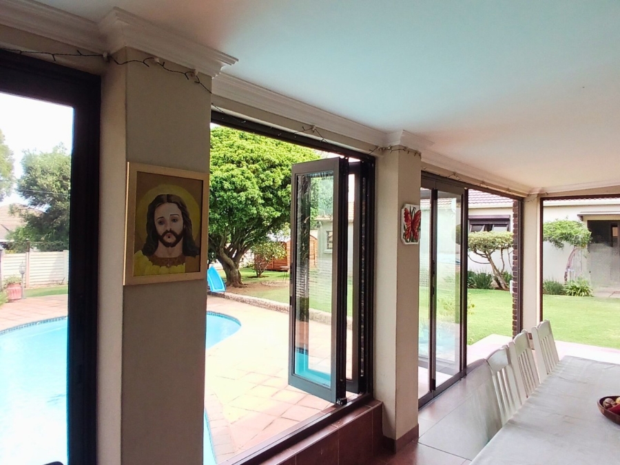 5 Bedroom Property for Sale in Fishers Hill Gauteng