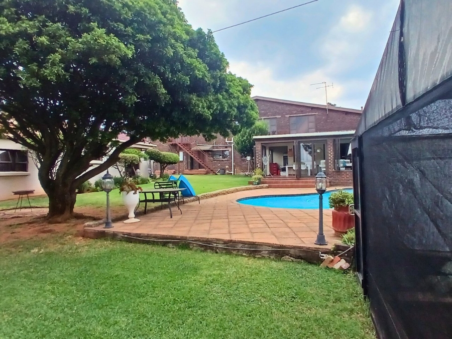 5 Bedroom Property for Sale in Fishers Hill Gauteng
