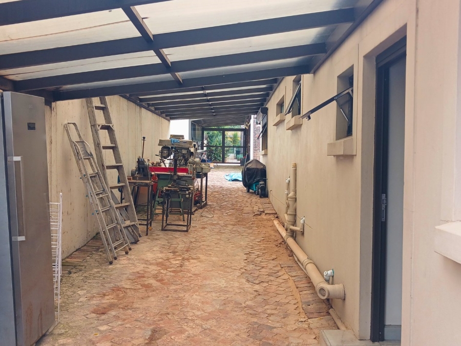 5 Bedroom Property for Sale in Fishers Hill Gauteng