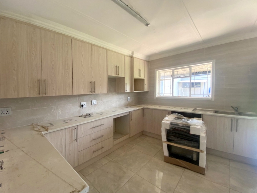  Bedroom Property for Sale in Vanderbijlpark CW 3 Gauteng
