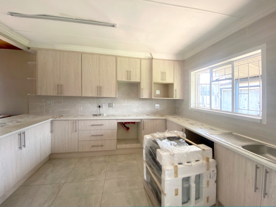  Bedroom Property for Sale in Vanderbijlpark CW 3 Gauteng