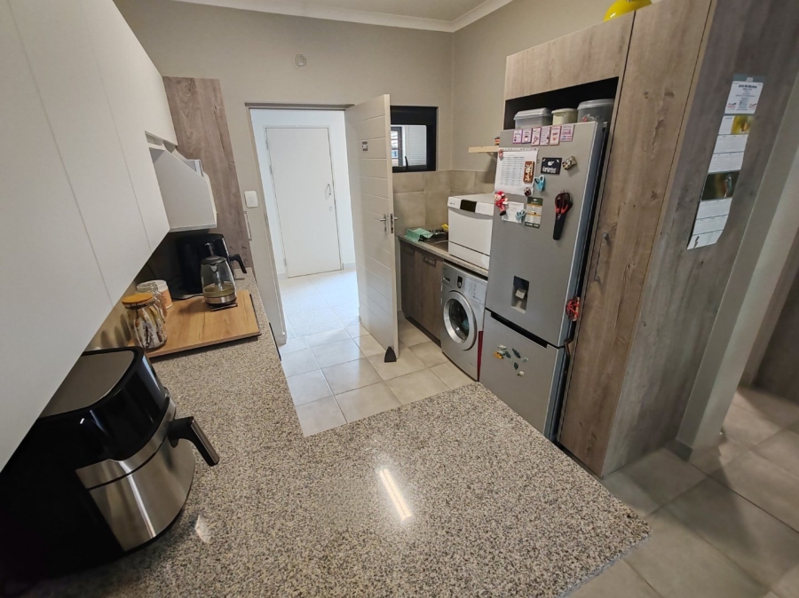 1 Bedroom Property for Sale in Montana Tuine Gauteng