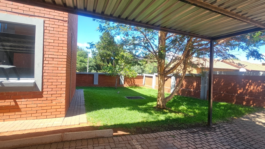 3 Bedroom Property for Sale in Witpoortjie Gauteng