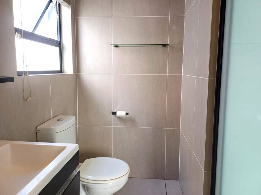 To Let 2 Bedroom Property for Rent in Greenstone Ridge Gauteng