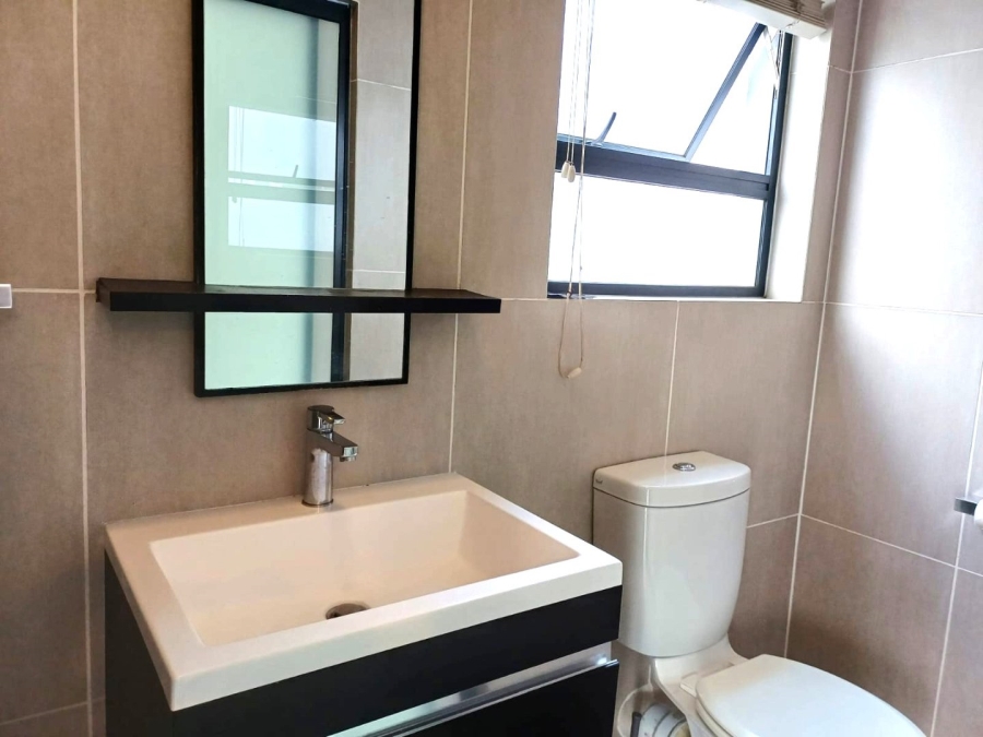 To Let 2 Bedroom Property for Rent in Greenstone Ridge Gauteng