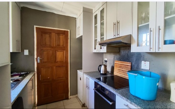 3 Bedroom Property for Sale in Windmill Park Gauteng