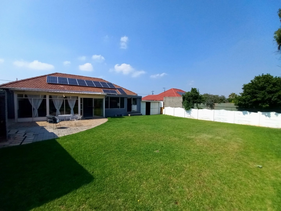 3 Bedroom Property for Sale in Creston Hill Gauteng