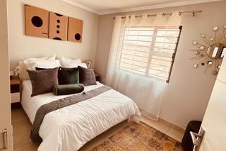 3 Bedroom Property for Sale in Windmill Park Gauteng