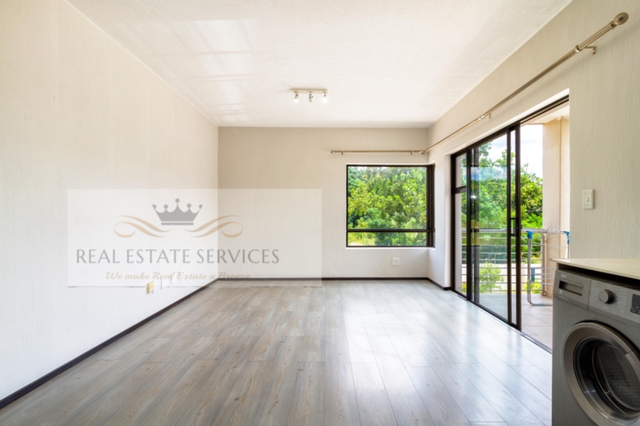  Bedroom Property for Sale in Broadacres Gauteng