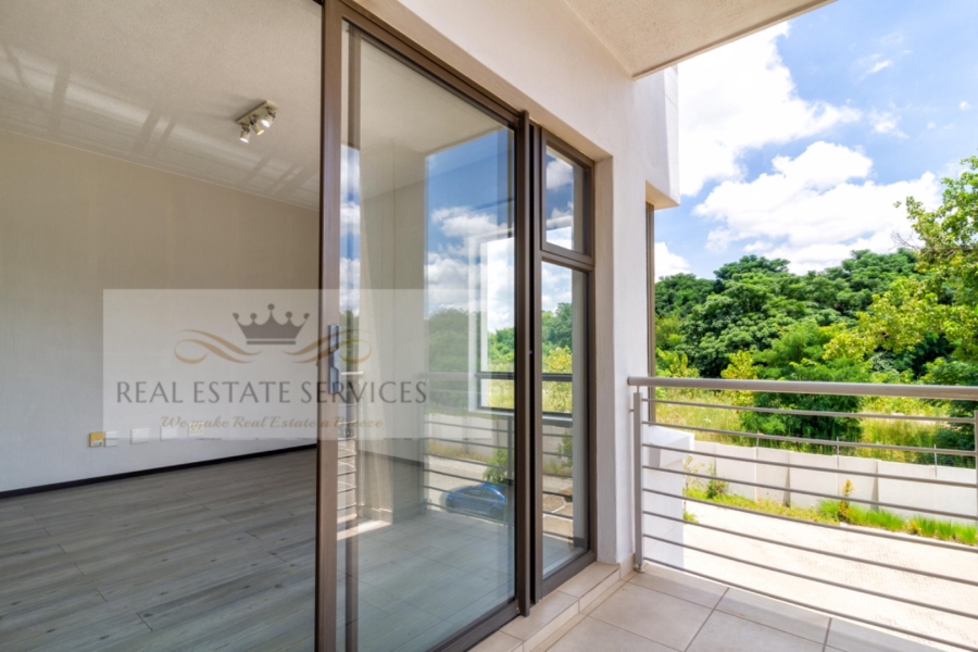  Bedroom Property for Sale in Broadacres Gauteng