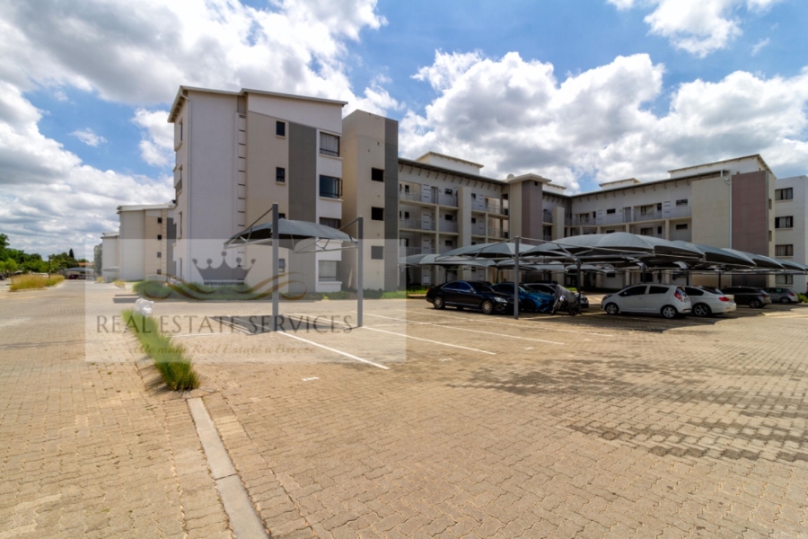  Bedroom Property for Sale in Broadacres Gauteng