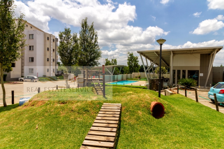  Bedroom Property for Sale in Broadacres Gauteng