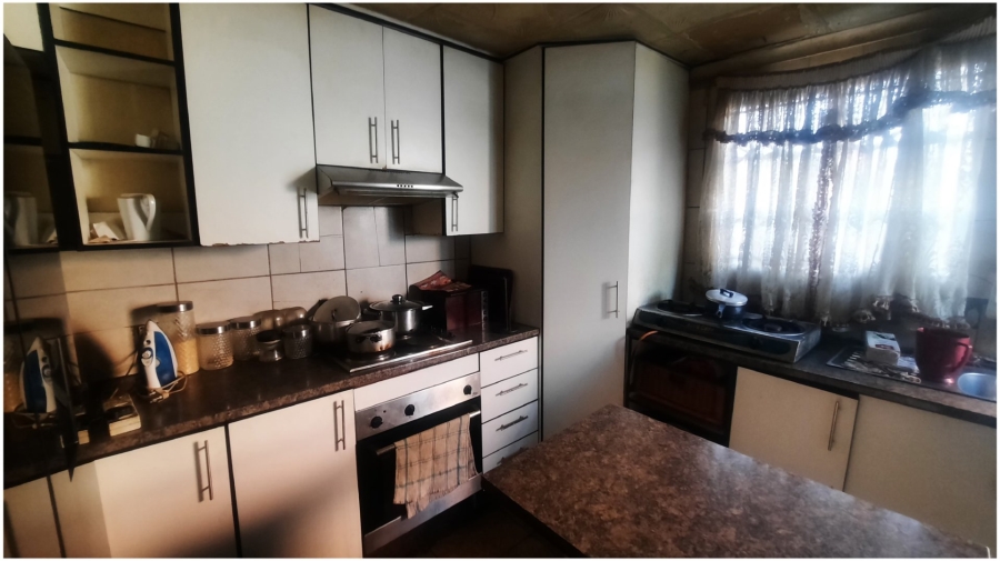 3 Bedroom Property for Sale in Tswelopele Gauteng