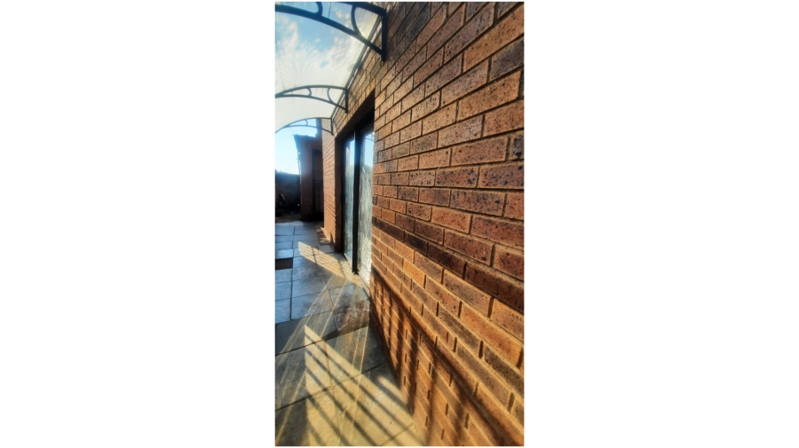 3 Bedroom Property for Sale in Tswelopele Gauteng