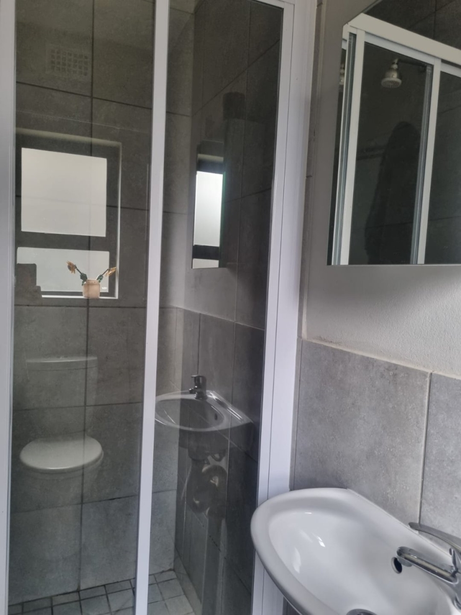 2 Bedroom Property for Sale in Norton Home Estate AH Gauteng