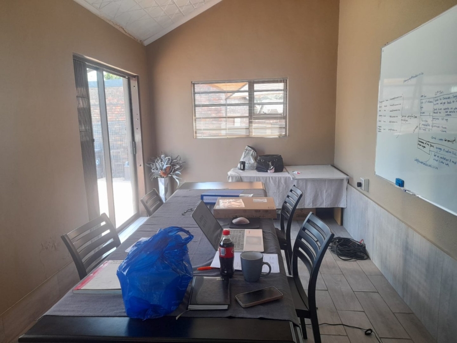 3 Bedroom Property for Sale in Elandspark Gauteng