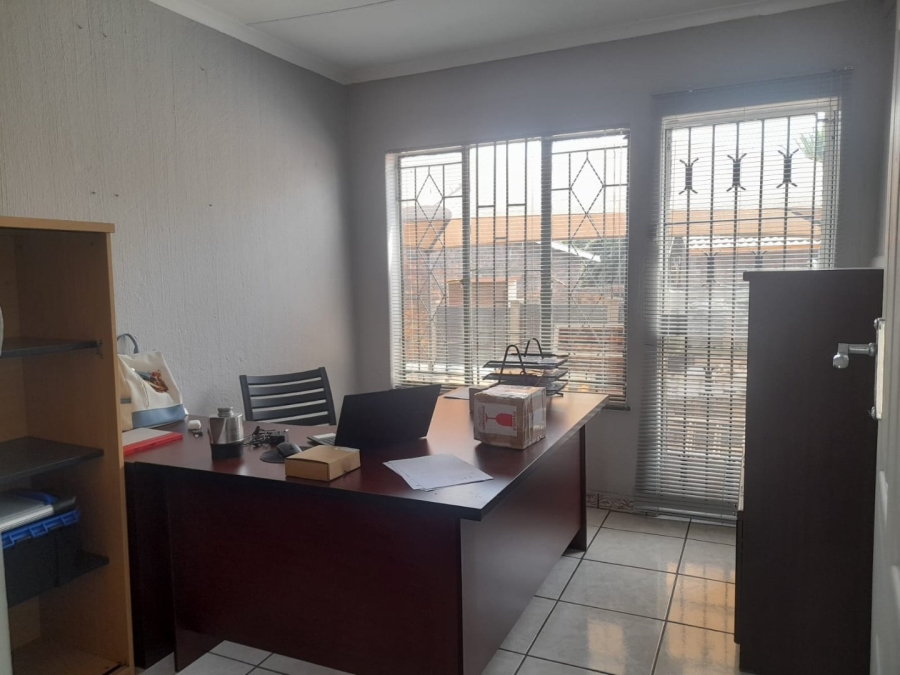 3 Bedroom Property for Sale in Elandspark Gauteng