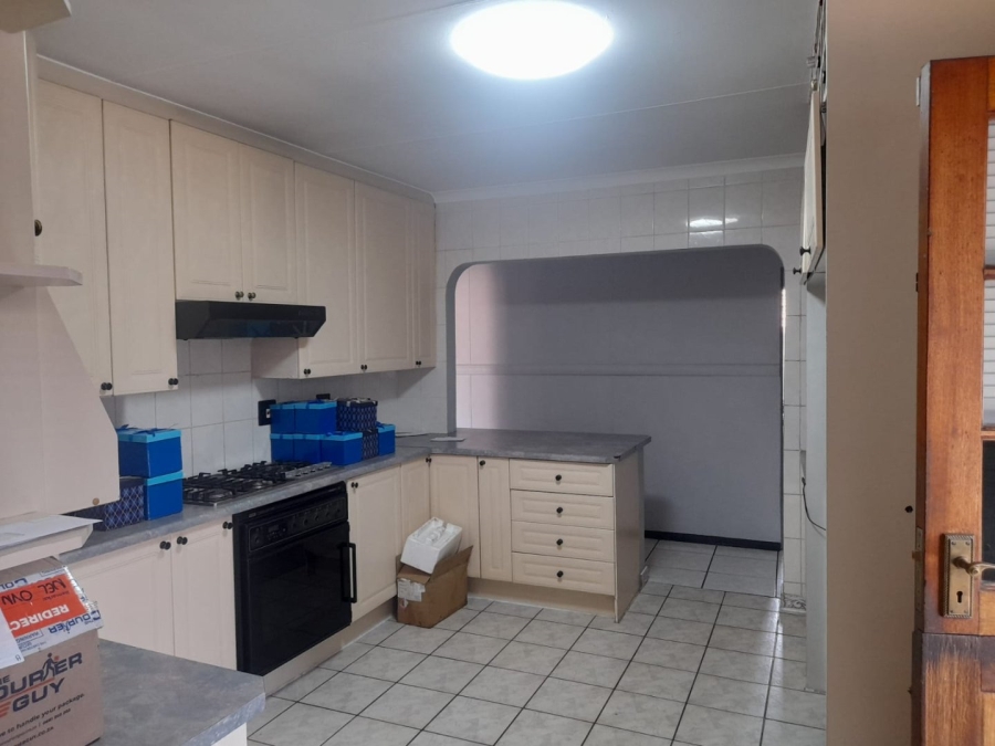 3 Bedroom Property for Sale in Elandspark Gauteng