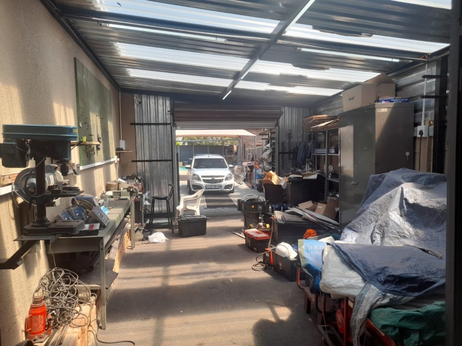 3 Bedroom Property for Sale in Elandspark Gauteng