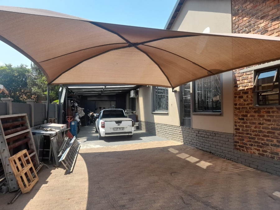 3 Bedroom Property for Sale in Elandspark Gauteng