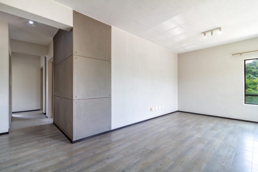 3 Bedroom Property for Sale in Broadacres Gauteng