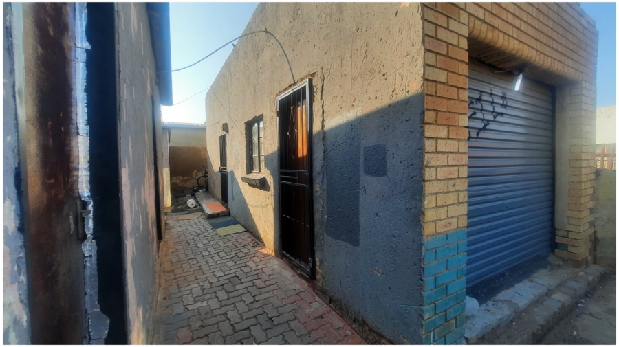 3 Bedroom Property for Sale in Tswelopele Gauteng