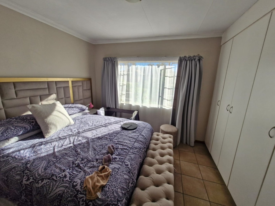 3 Bedroom Property for Sale in Annlin Gauteng