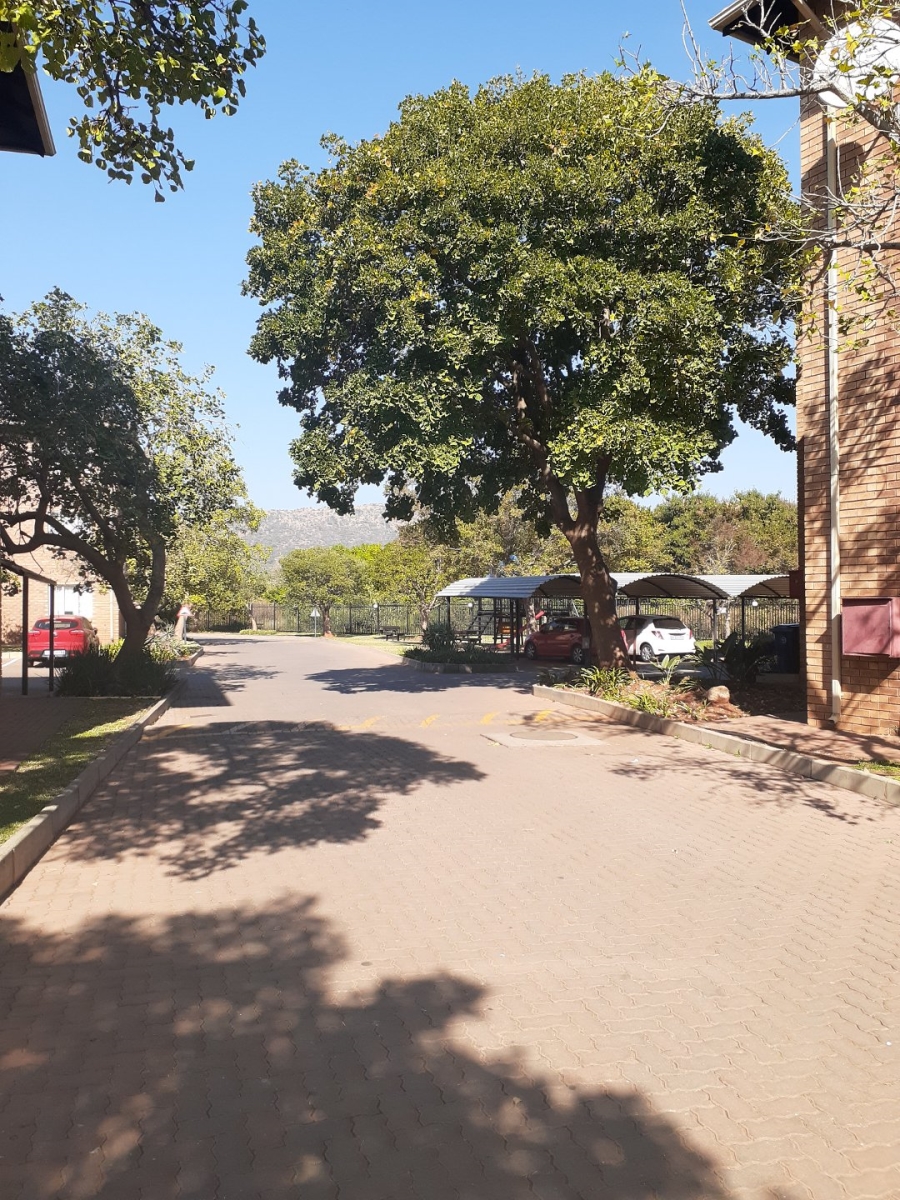 3 Bedroom Property for Sale in Annlin Gauteng