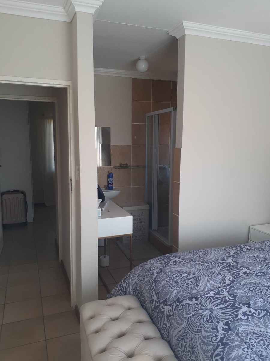 3 Bedroom Property for Sale in Annlin Gauteng
