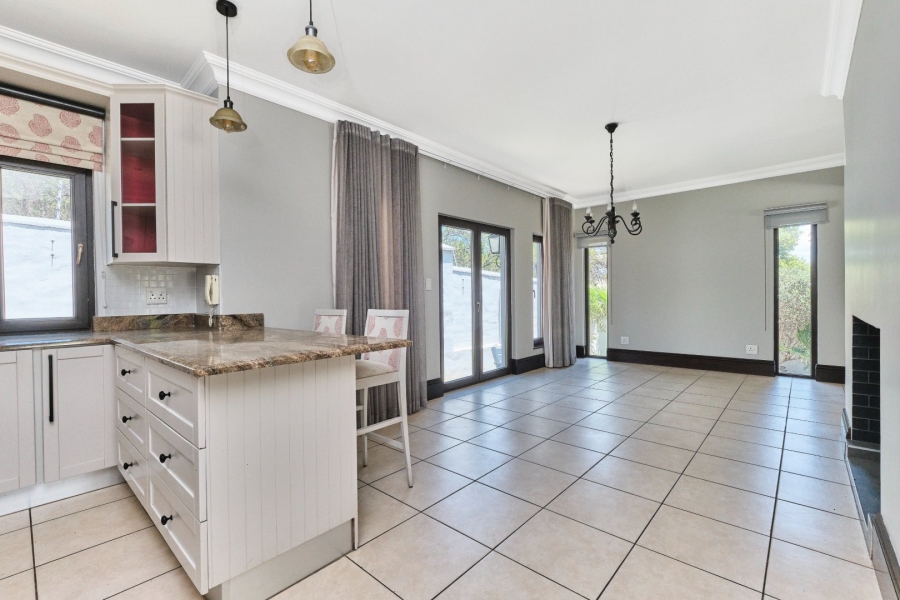 5 Bedroom Property for Sale in Dainfern Valley Gauteng