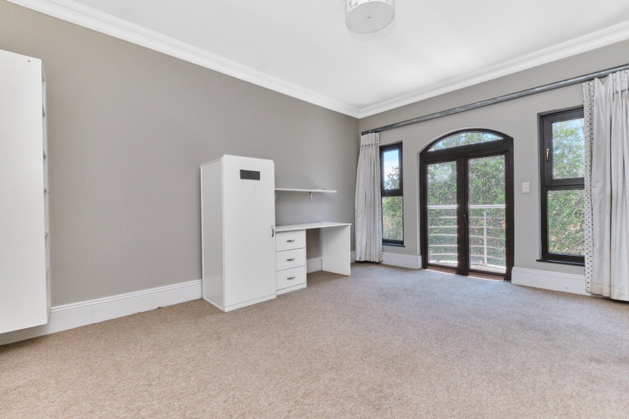 5 Bedroom Property for Sale in Dainfern Valley Gauteng