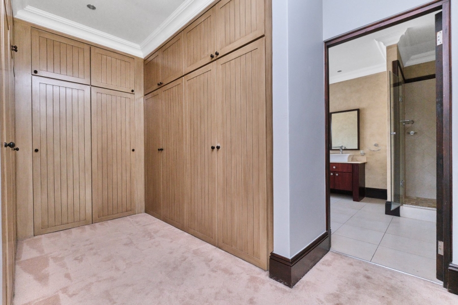 5 Bedroom Property for Sale in Dainfern Valley Gauteng