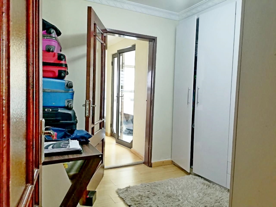 2 Bedroom Property for Sale in Blue Hills Gauteng