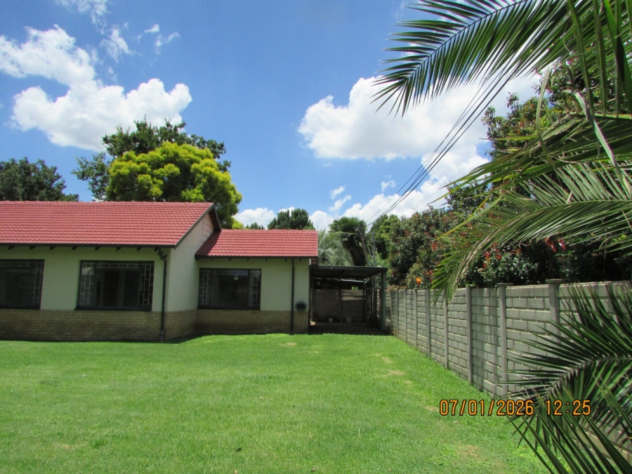 3 Bedroom Property for Sale in Bester Gauteng