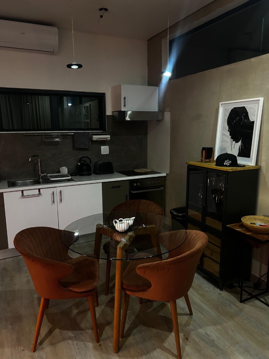 To Let 1 Bedroom Property for Rent in Bedfordview Gauteng