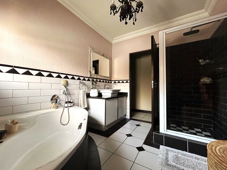 4 Bedroom Property for Sale in Midstream Estate Gauteng