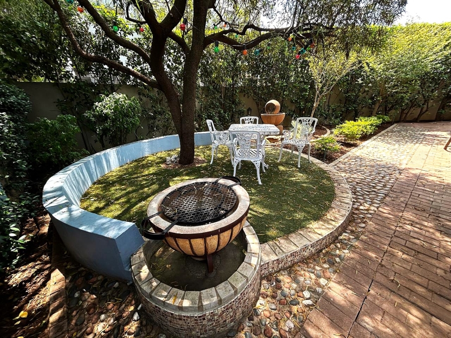 4 Bedroom Property for Sale in Midstream Estate Gauteng