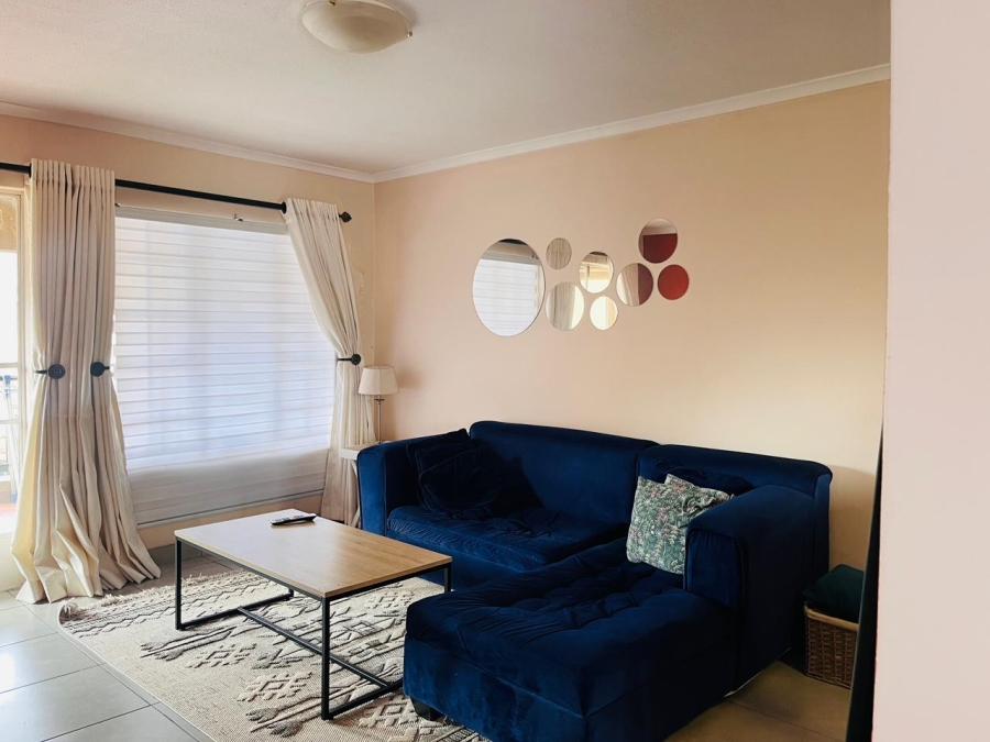 2 Bedroom Property for Sale in Meredale Gauteng