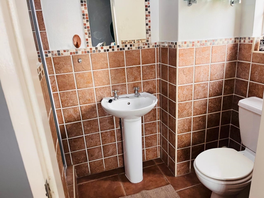 2 Bedroom Property for Sale in Meredale Gauteng