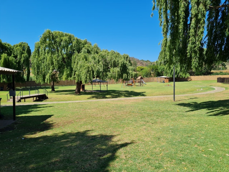 2 Bedroom Property for Sale in Meredale Gauteng