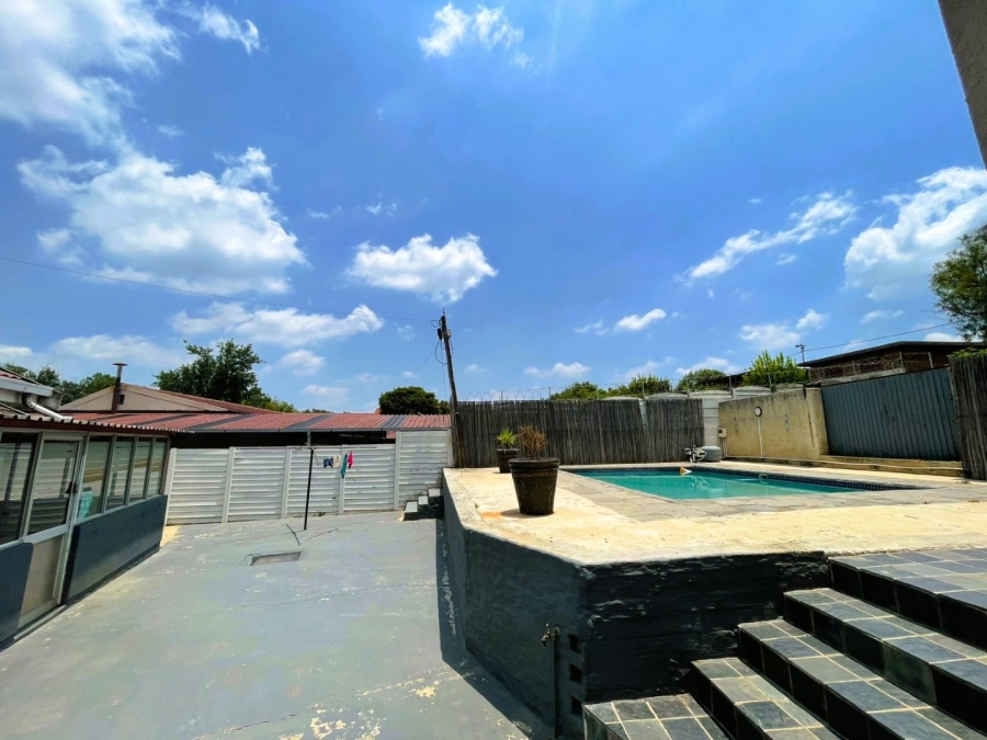 3 Bedroom Property for Sale in Laversburg Gauteng
