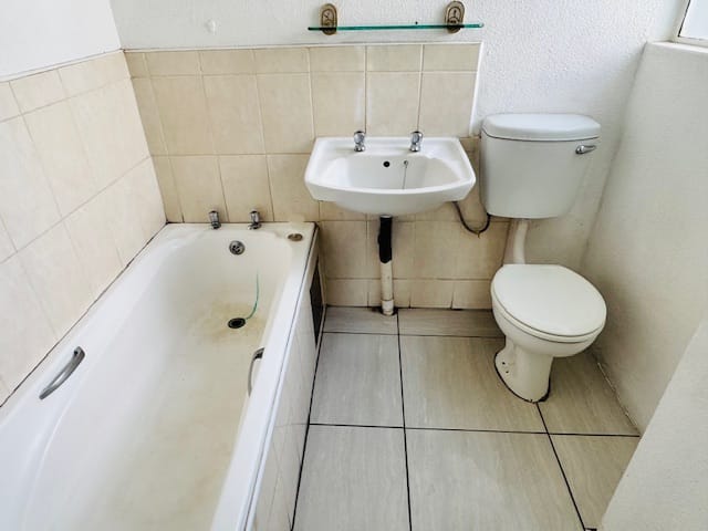 2 Bedroom Property for Sale in Ridgeway Gauteng