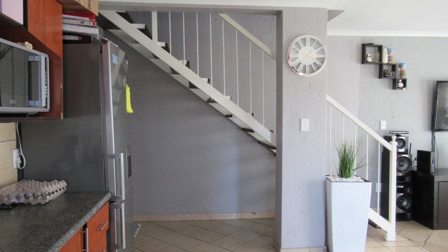 2 Bedroom Property for Sale in Willow Park Manor Gauteng