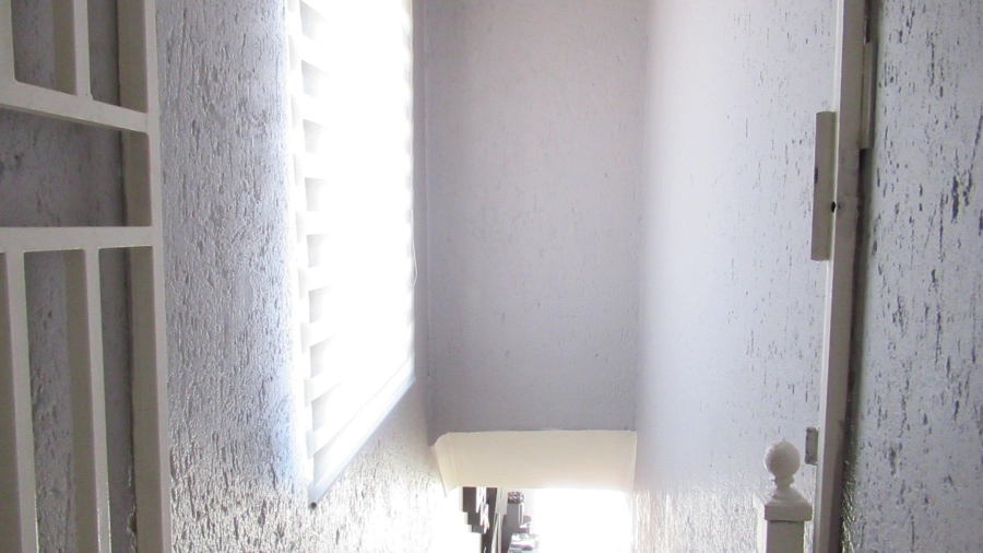 2 Bedroom Property for Sale in Willow Park Manor Gauteng