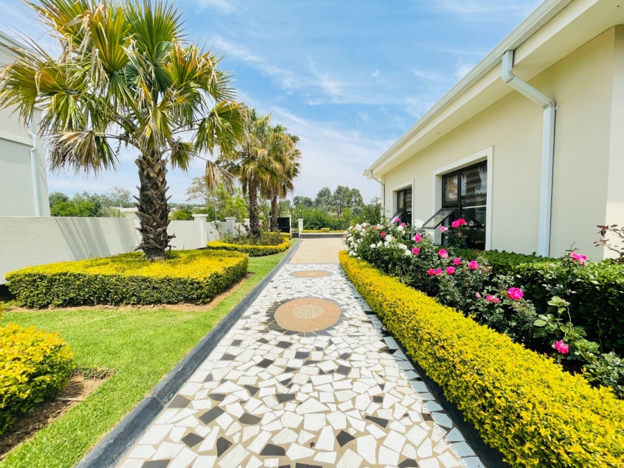 To Let 3 Bedroom Property for Rent in Craigavon Gauteng