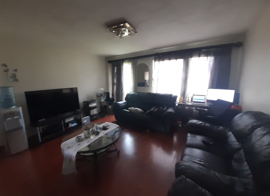2 Bedroom Property for Sale in Ridgeway Gauteng